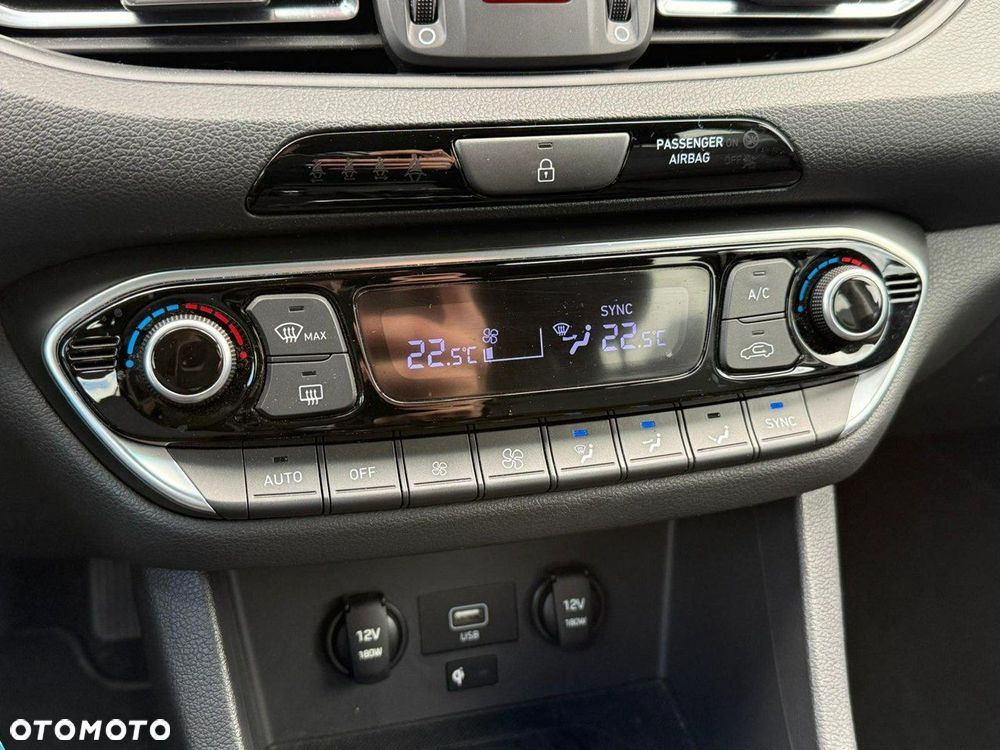 Hyundai i30 1.0 T-GDI Smart - 25