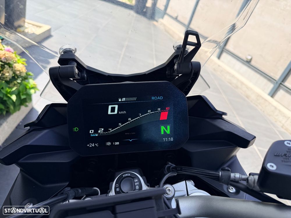 BMW F 900 XR Power shift - 10