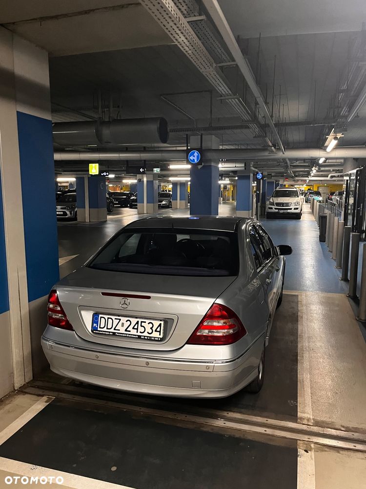 Mercedes-Benz Klasa C - 19