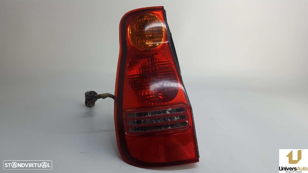 FAROLIM TRASEIRO ESQUERDO HYUNDAI MATRIX (FC) 1.5 CRDI GLS - 1