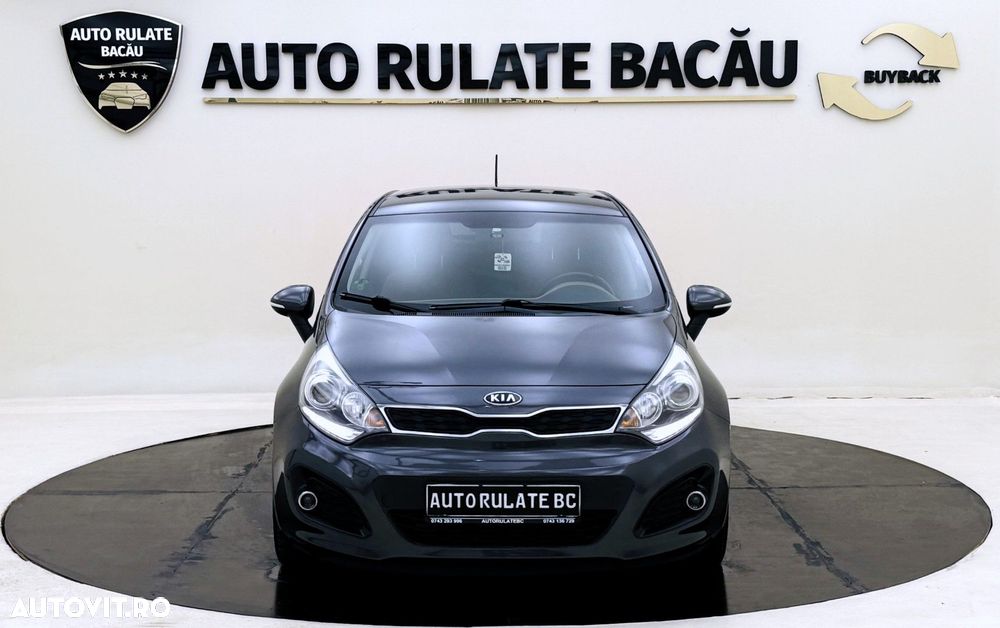 Kia Rio - 10