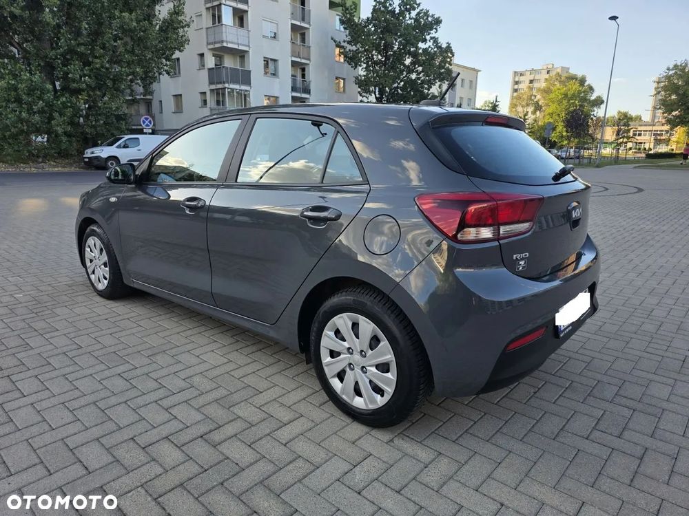 Kia Rio 1.2 M - 29