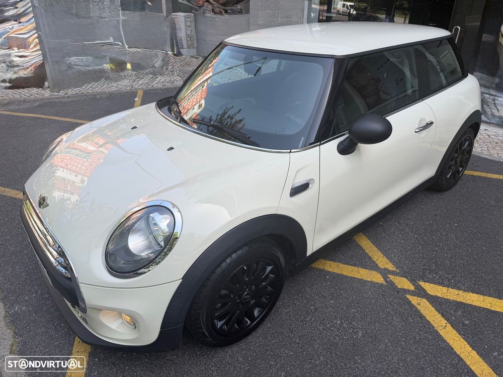 MINI 3 Portas One - 28