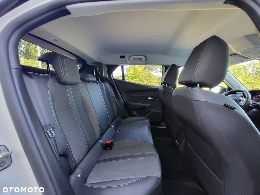 Peugeot 2008 - 18