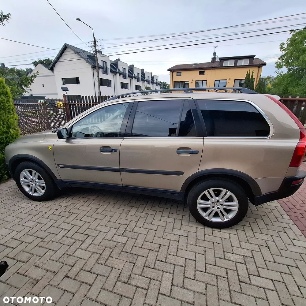 Volvo XC 90 - 1