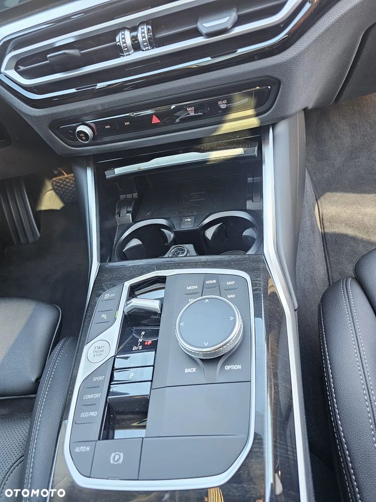 BMW Seria 3 320d xDrive MHEV M Sport sport - 16