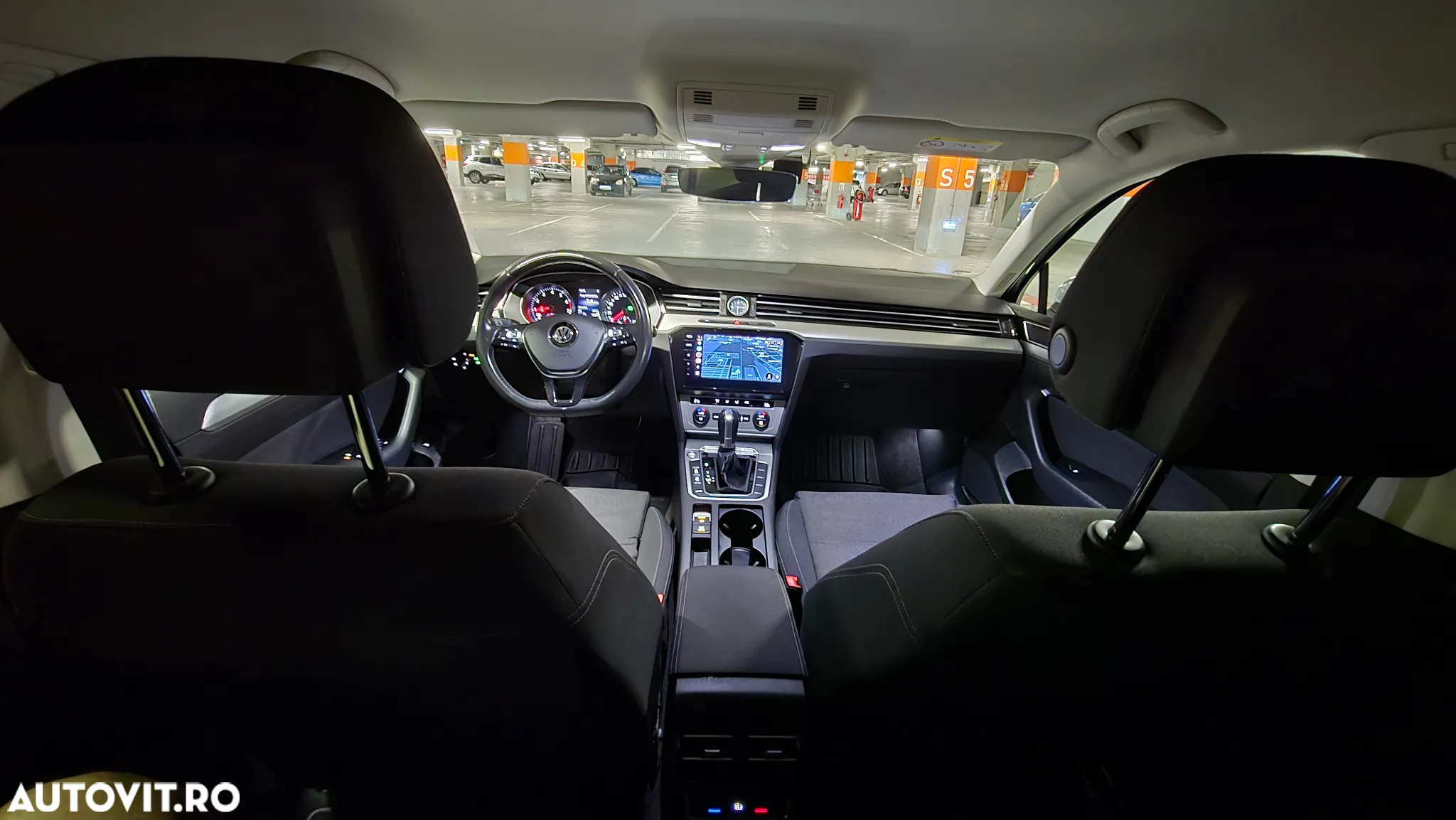 Volkswagen Passat Variant 1.8 TSI (BlueMotion Technology) DSG Highline - 22