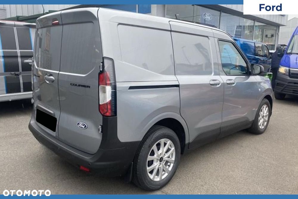 Ford Transit Courier Limited A7 1.0 125KM - 5