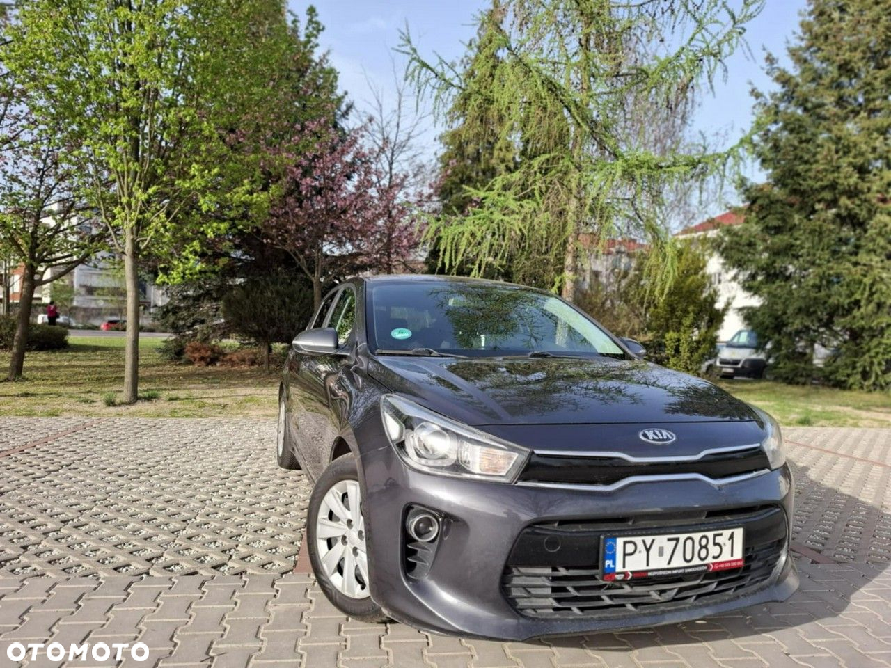 Kia Rio - 3