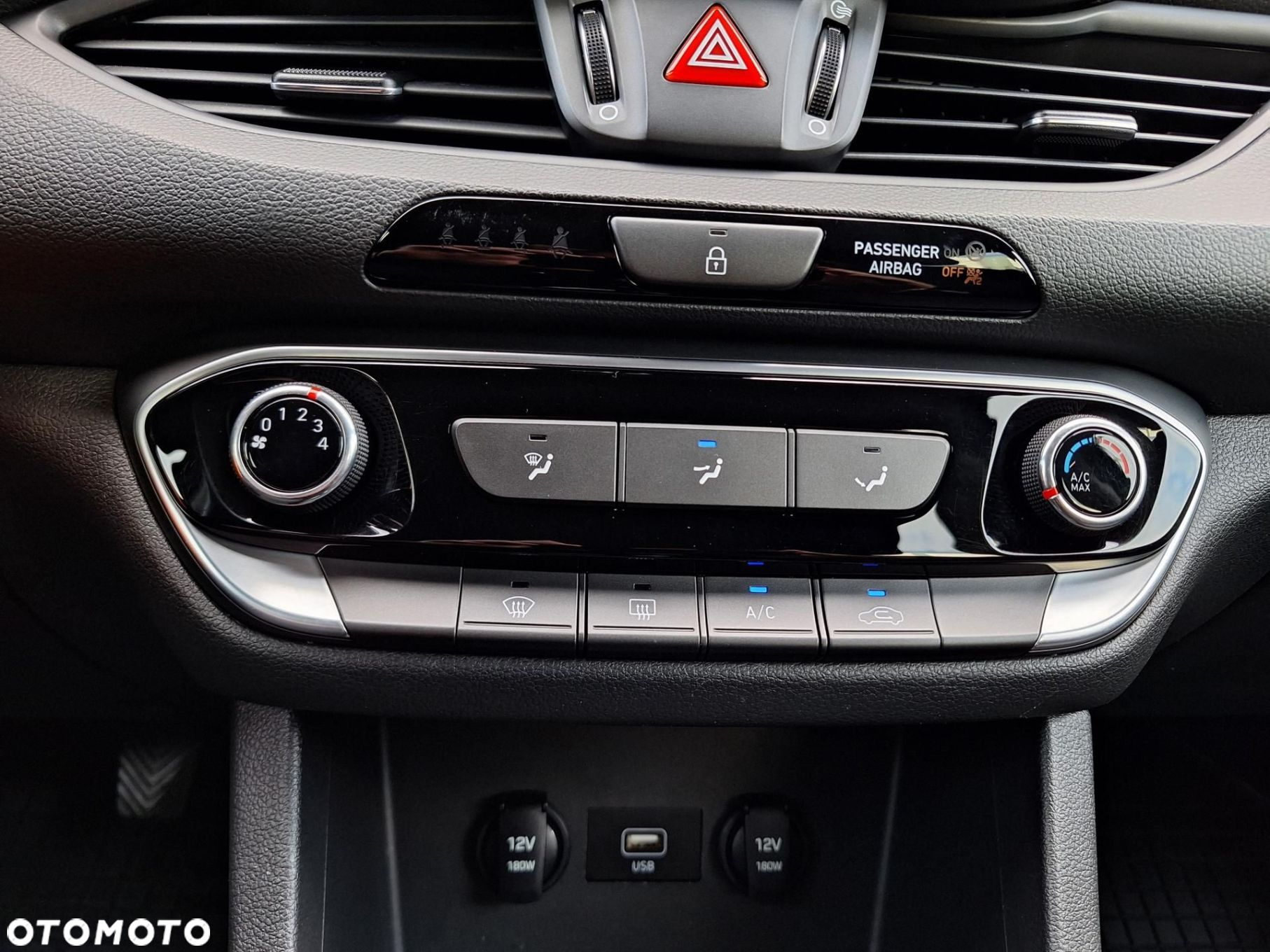 Hyundai i30 - 21