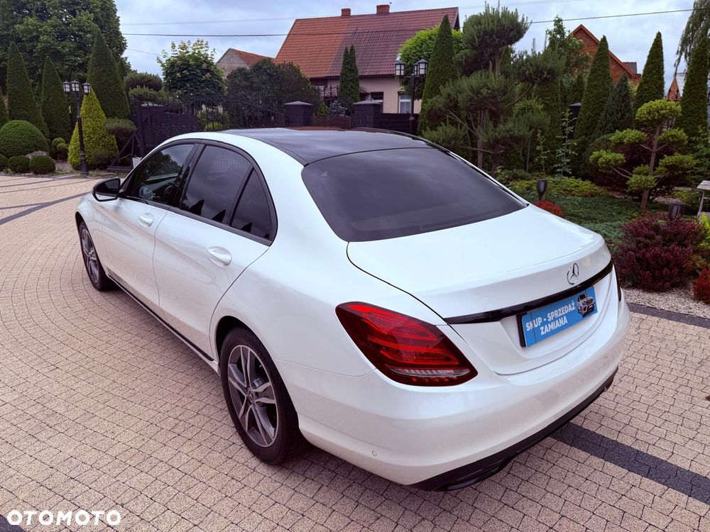 Mercedes-Benz Klasa C 200 9G-TRONIC Exclusive - 3