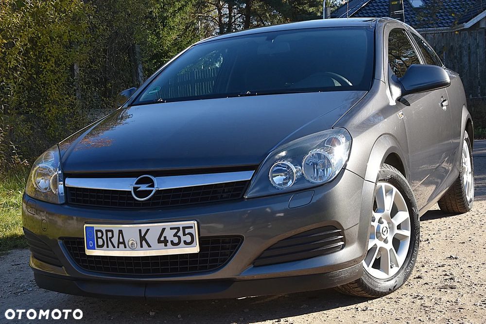 Opel Astra III GTC 1.4 Enjoy - 1