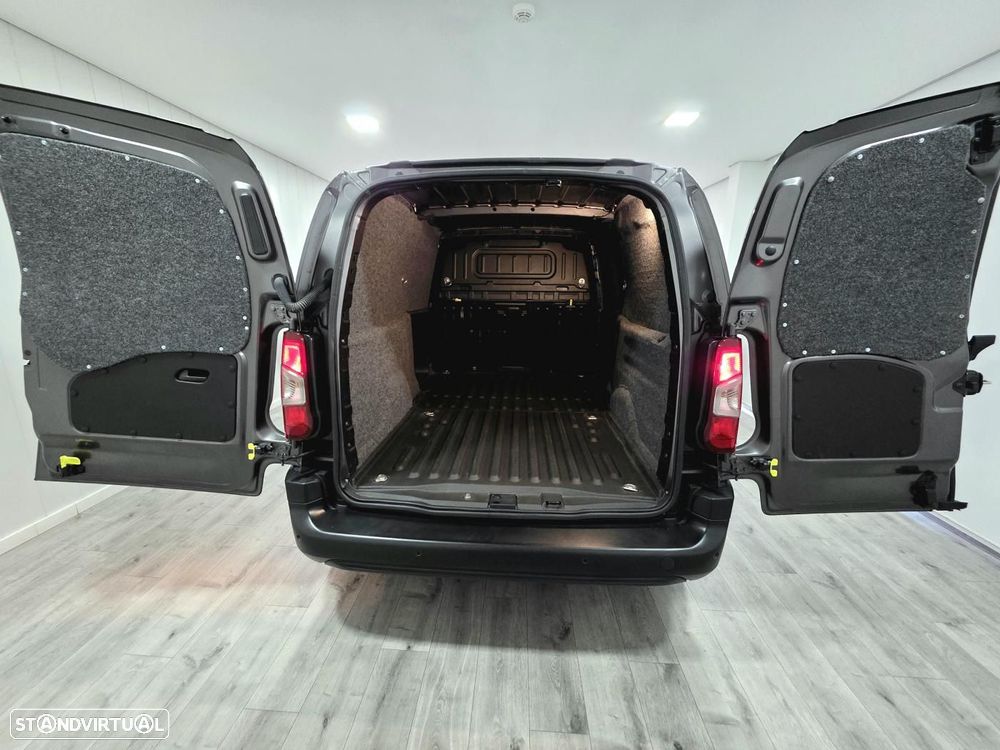 Peugeot Partner XL LONGA NACIONAL 3 LUGARES - 35