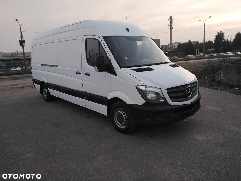 Mercedes-Benz Sprinter - 28