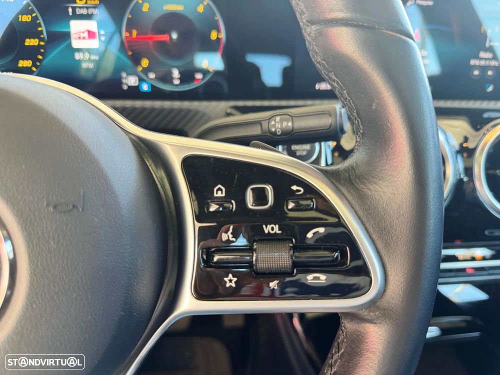 Mercedes-Benz CLA 180 d Shooting Brake 7G-DCT - 26