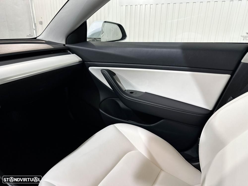 Tesla Model 3 Long-Range Dual Motor AWD - 48