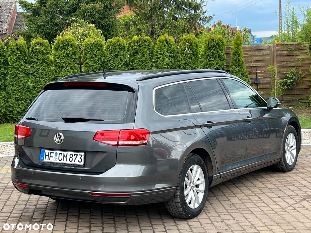 Volkswagen Passat - 6