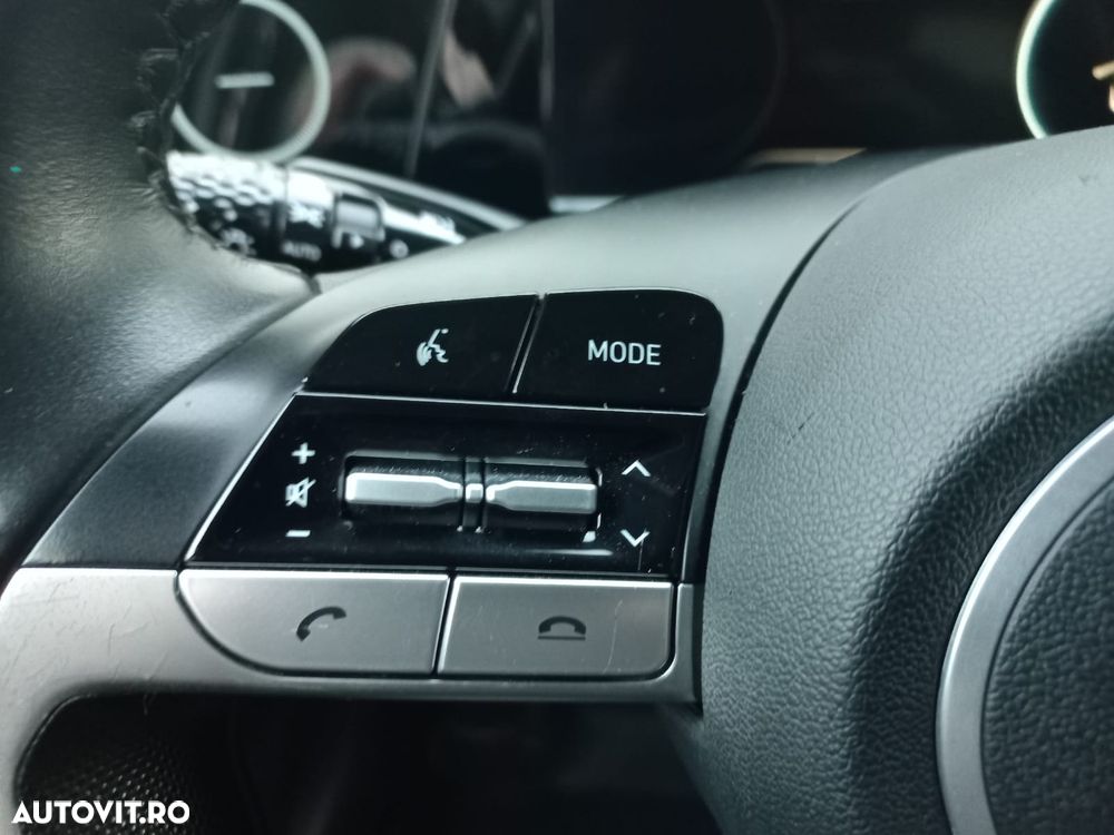 Hyundai Elantra 1.6 l 123 CP CVT Highway - 16