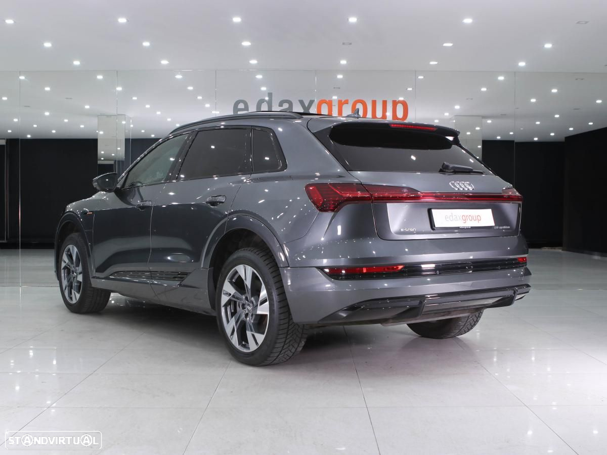 Audi e-tron 50 quattro S line - 4
