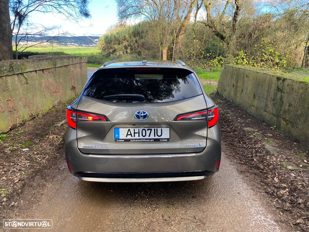 Toyota Corolla Touring Sports 1.8 Hybrid Comfort+P.Sport - 35