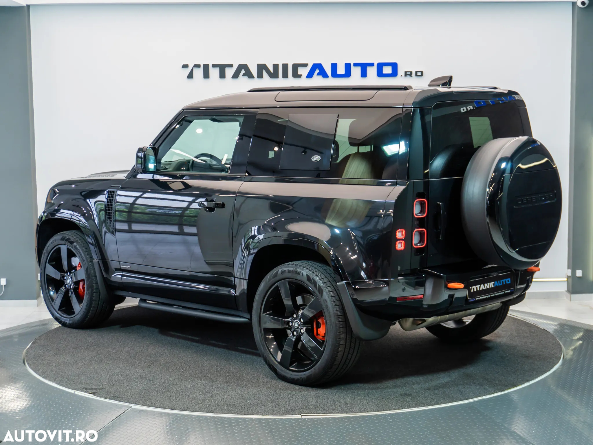Land Rover Defender 90 3.0 P400 MHEV - 3