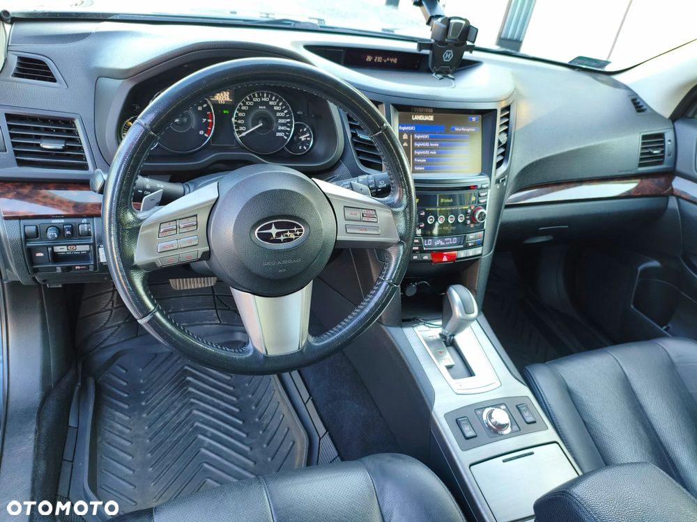 Subaru Outback 3.6 R Exclusive Navi MAC - 6