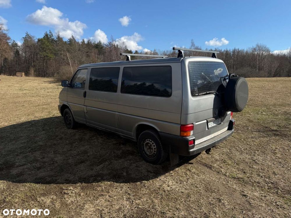 Volkswagen Caravelle - 6