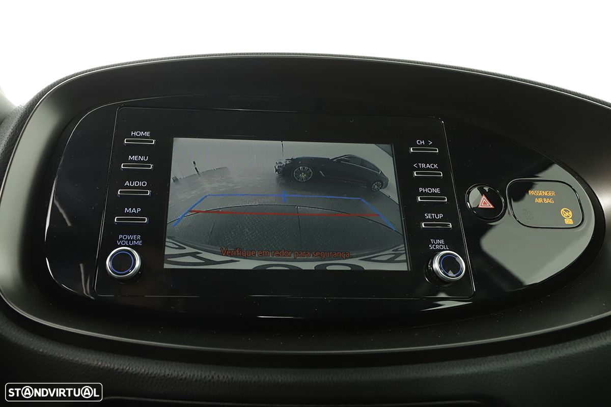 Toyota Aygo 1.0 X-Play - 11