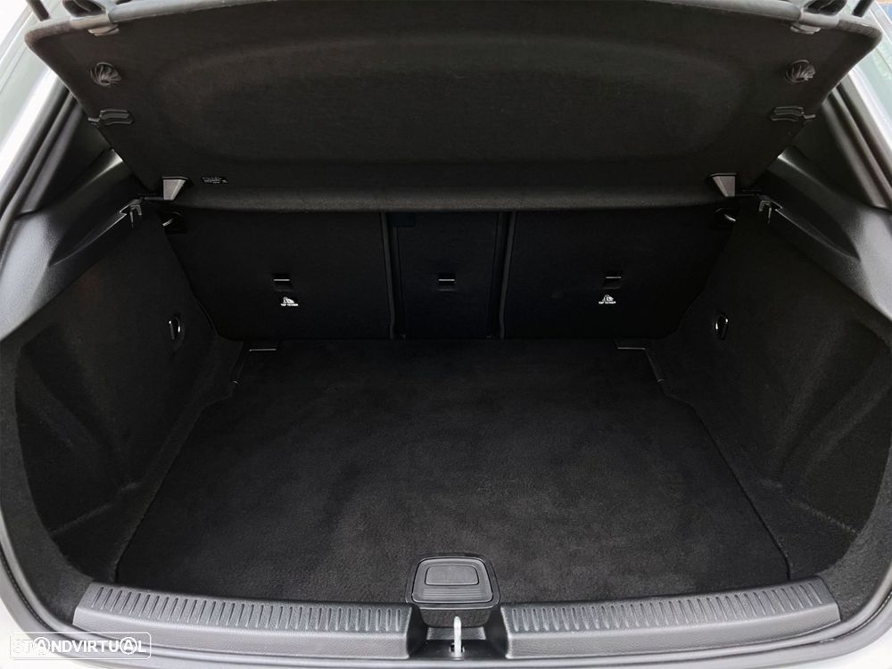 Mercedes-Benz A 180 d Progressive Aut. - 45