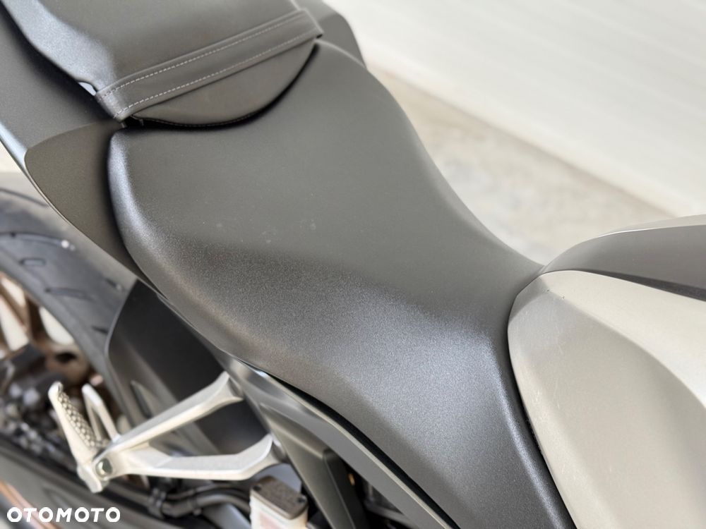 Honda CB - 17