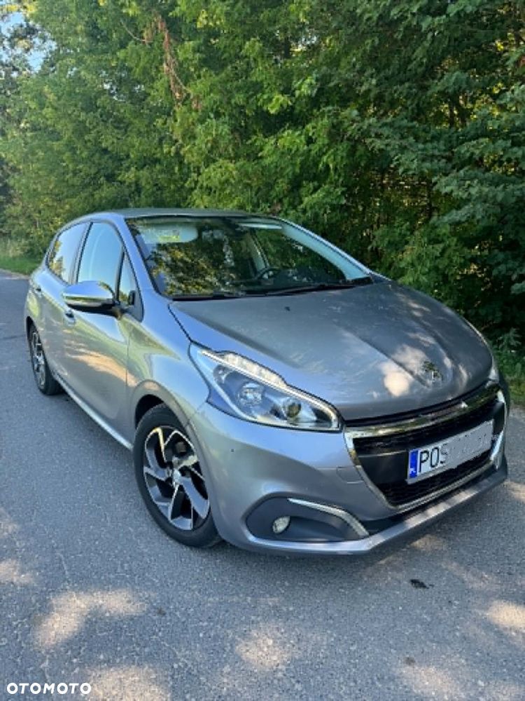 Peugeot 208 1.5 BlueHDi Allure S&S - 5