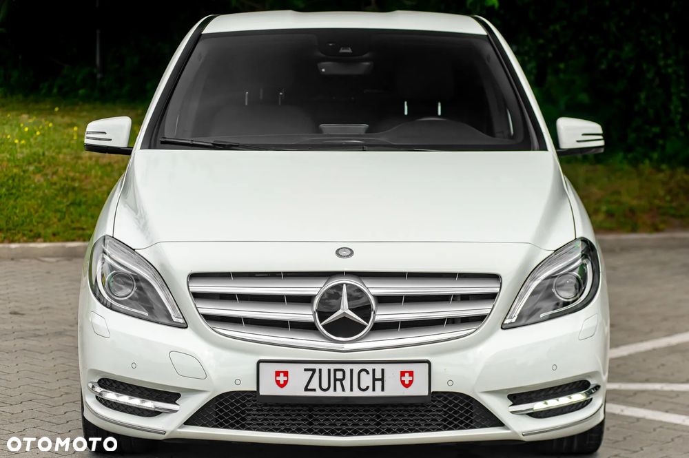 Mercedes-Benz Klasa B 200 7G-DCT AMG Line - 13