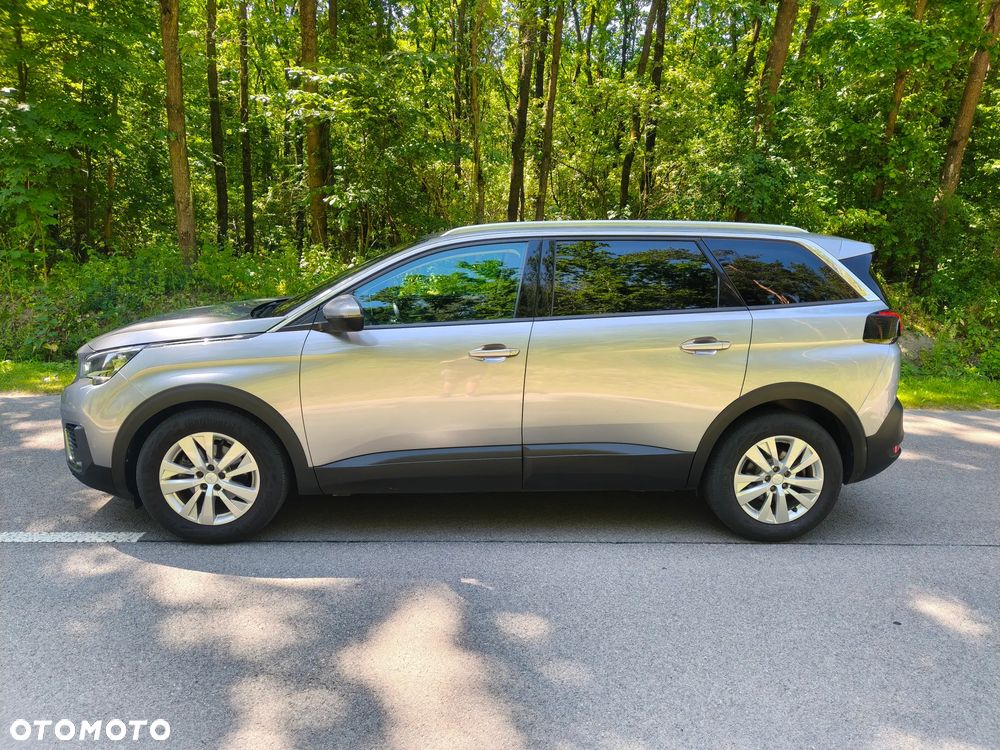 Peugeot 5008 - 9