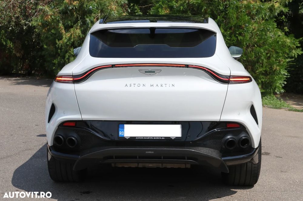 Aston Martin DBX Standard - 11
