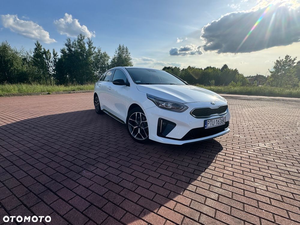 Kia ProCeed - 1