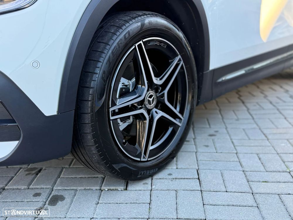 Mercedes-Benz GLB 200 d AMG Line - 4