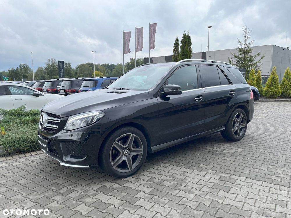 Mercedes-Benz GLE - 1