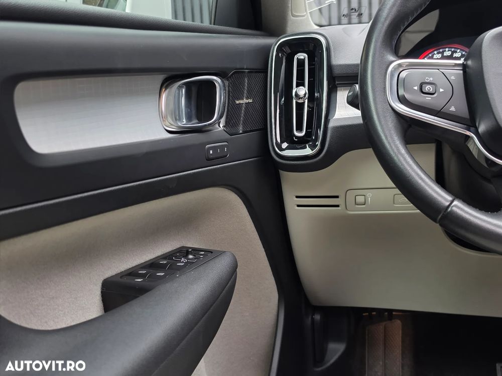 Volvo XC 40 D4 AWD Geartronic Inscription - 23