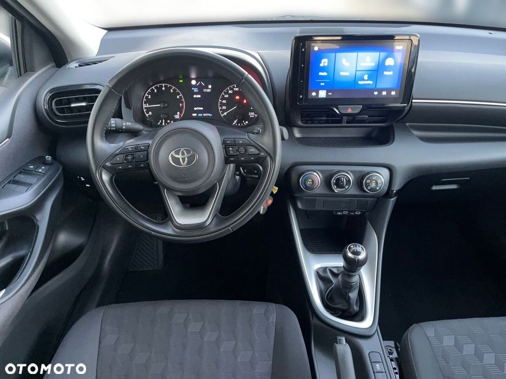 Toyota Yaris 1.5 Comfort - 9