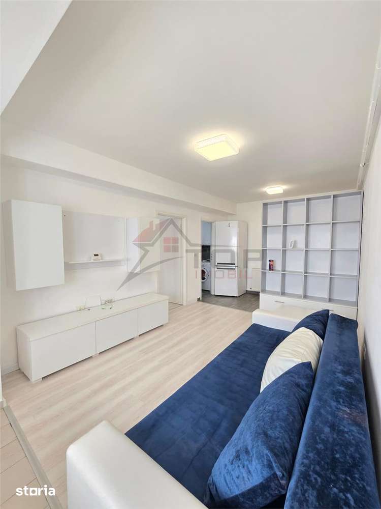 Etaj 1 - apartament 2 camere in bloc nou, geam la baie, loc de parcare — fotografia 1