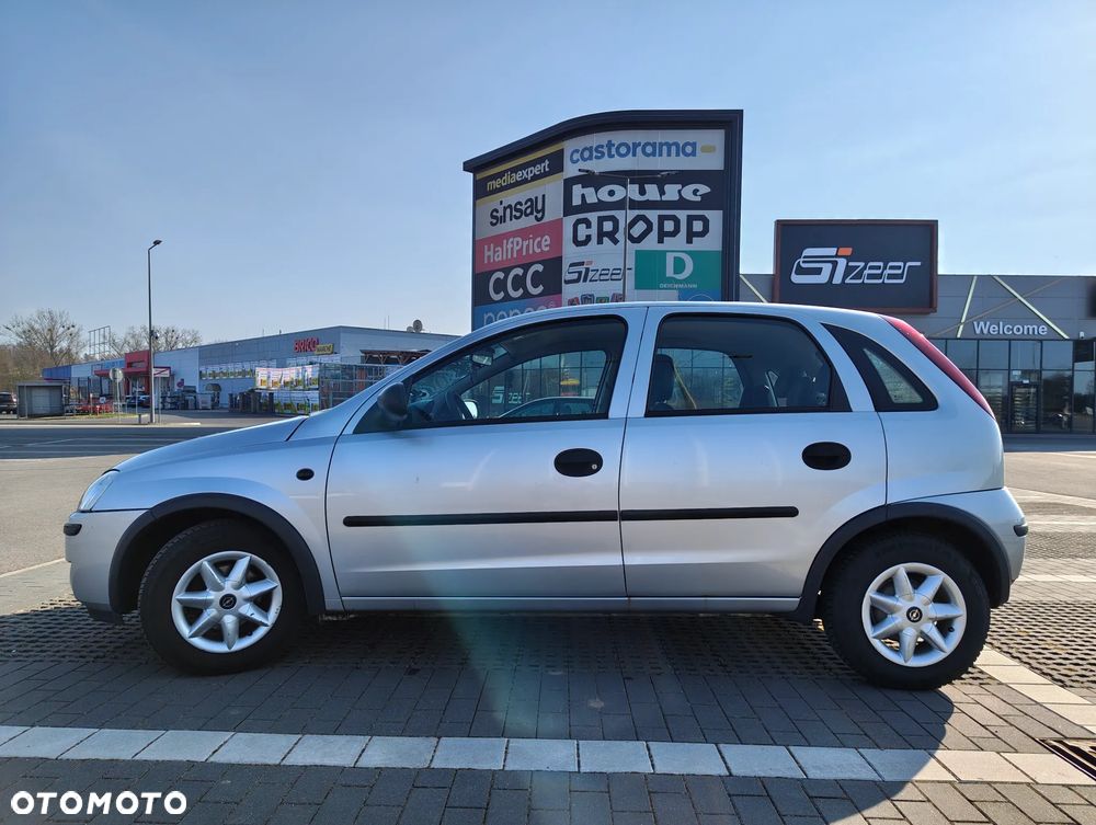 Opel Corsa 1.2 16V Essentia - 8