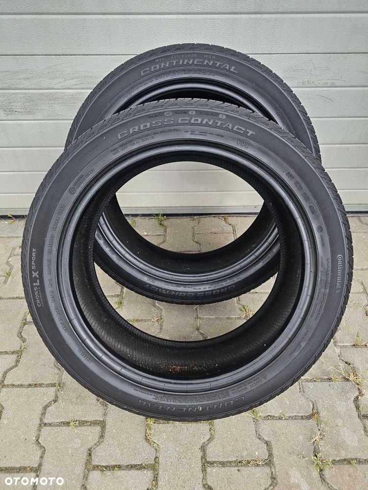 (P21) 255/45R20 105H XL VOL 5,3mm 19r / Continental CrossContact LX Sport - 5