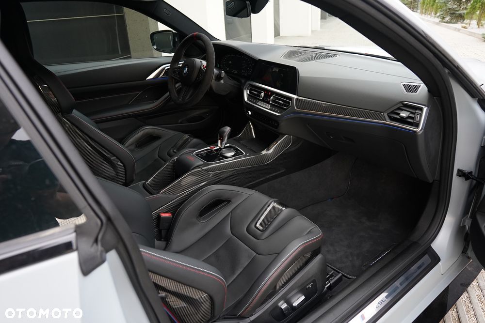 BMW M4 CSL sport - 13