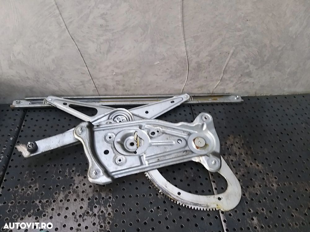 Macara geam electric stanga fata renault megane 3 966020105 807210002r - 1