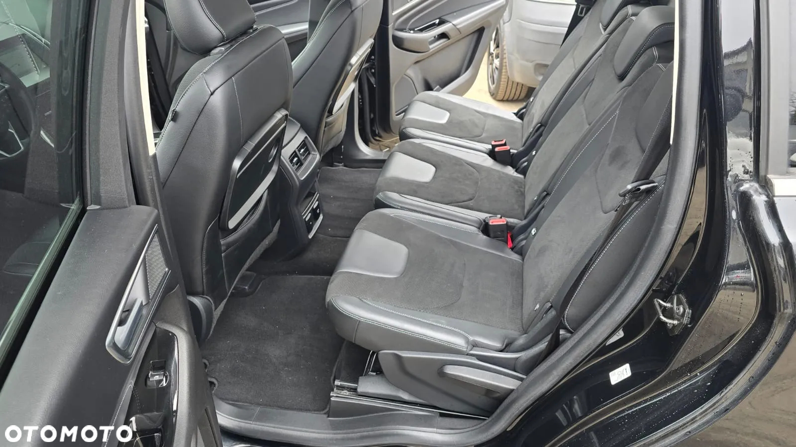 Ford Galaxy 2.0 EcoBlue Titanium - 14