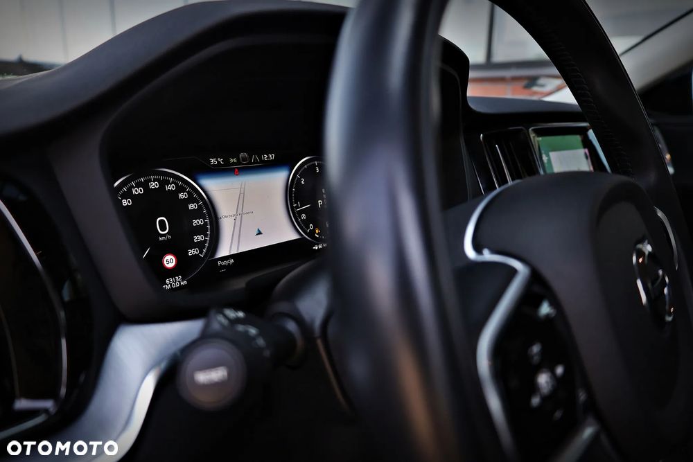 Volvo V60 B4 D Momentum - 12