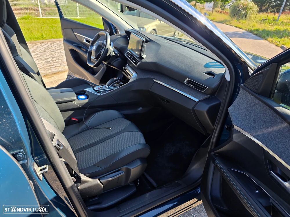 Peugeot 3008 1.6 Hybrid Allure Pack e-EAT8 - 12
