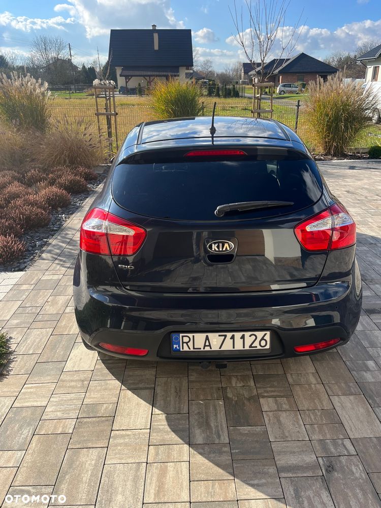 Kia Rio 1.2 Attract - 13