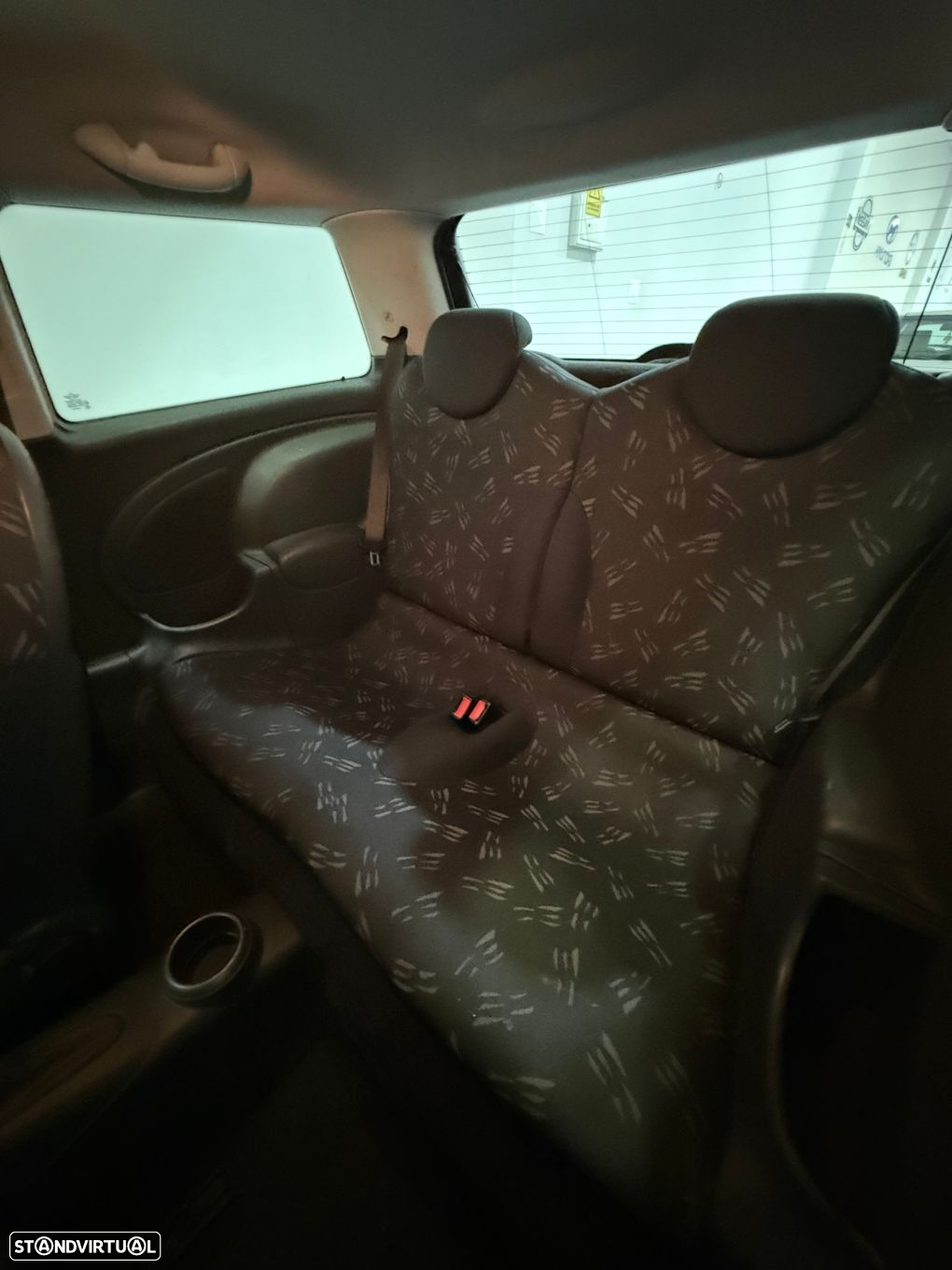 MINI 3 Portas One 1.6 Parklane - 12