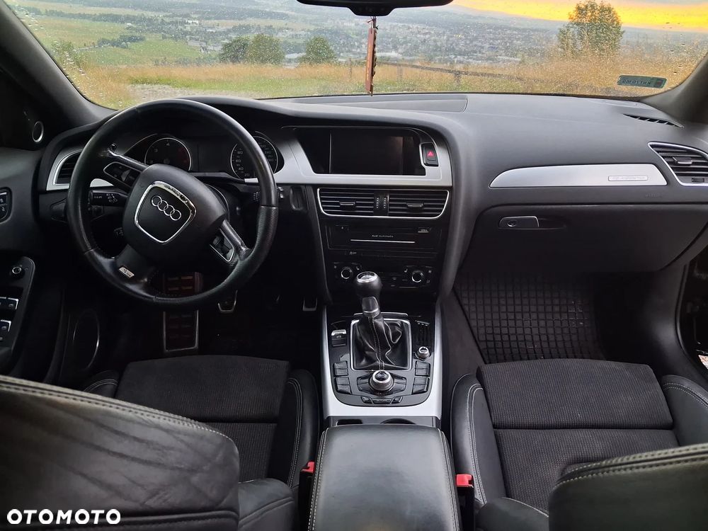 Audi A4 Avant 3.0 TDI Quattro - 14